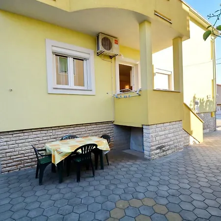Zita Apartment